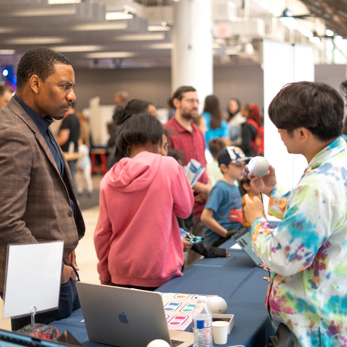 Teach students what a Qubit is... instantly